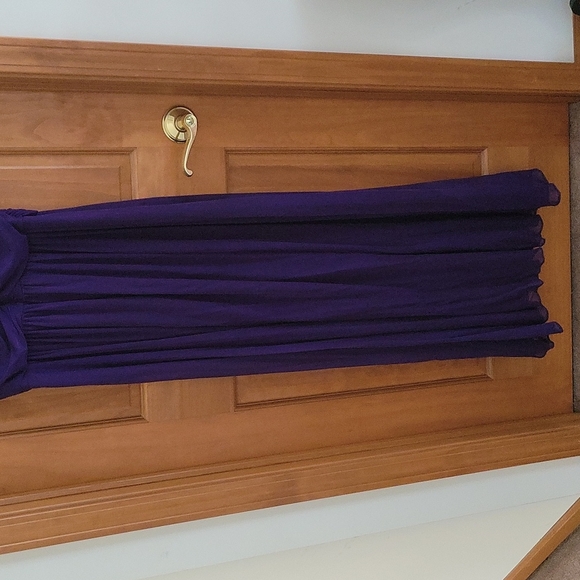 Beaded Pearl Neckline Dress - Picture 7 of 9